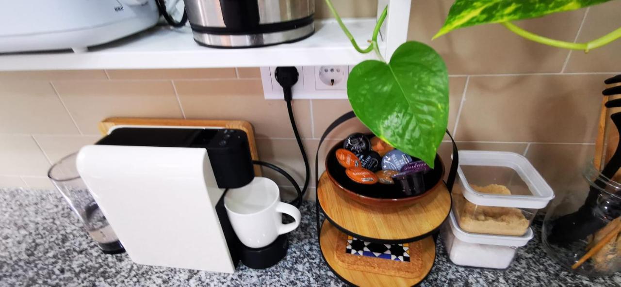 Apartmán Quarto Duplo Com Kitchenette, Wc E Patio Privativo Corroios Exteriér fotografie