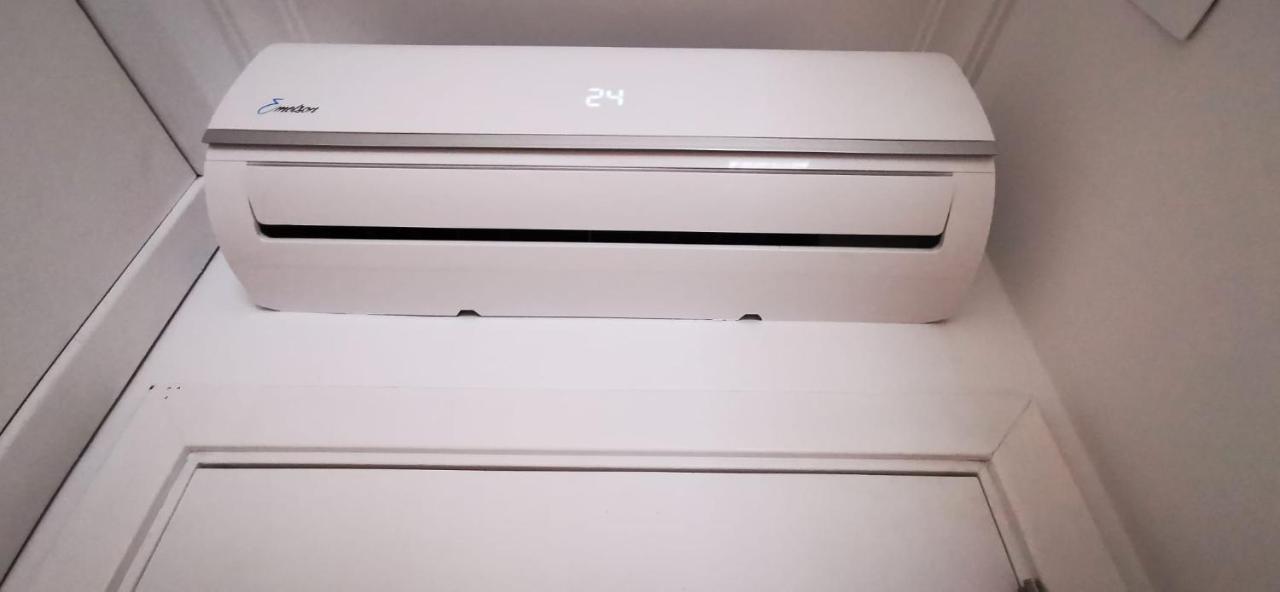 Apartmán Quarto Duplo Com Kitchenette, Wc E Patio Privativo Corroios Exteriér fotografie